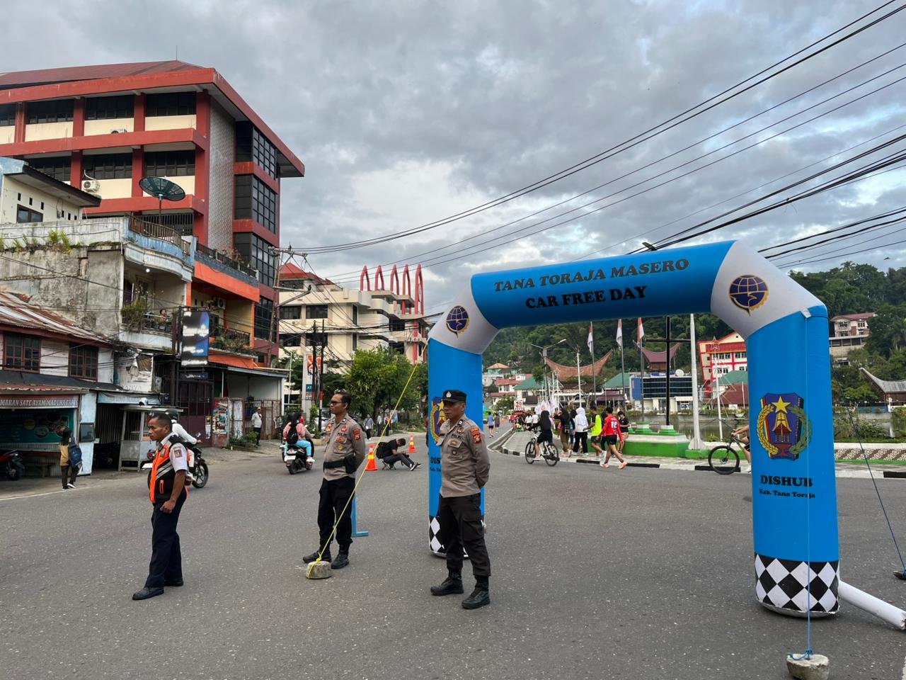 Bentuk Pelayanan dan Pengayoman, Polres Tana Toraja Amankan Car Free Day di Makale