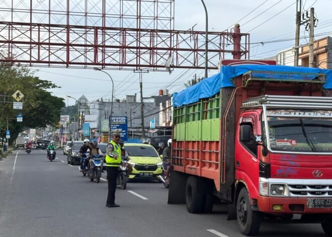 Jamin Keamanan dan Keselamatan Berkendara, Ditlantas Polda Sulbar Gencarkan Pelayanan di Tengah Masyarakat