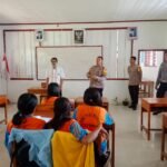Sosialisasi Penerimaan Polri TA 2026, Polsek Mengkendek Beri Edukasi di SMK PGRI Mebali
