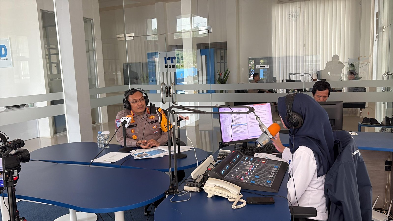 Dialog Interaktif Operasi Keselamatan Marano di RRI Mamuju, Dirlantas: Fokus pada Budaya Tertib Berkendara dan Penertiban ODOL