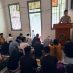 Kapolres Tator Jadi Khatib Jumat di Rutan Makale, Beri Motivasi Bagi Tahanan