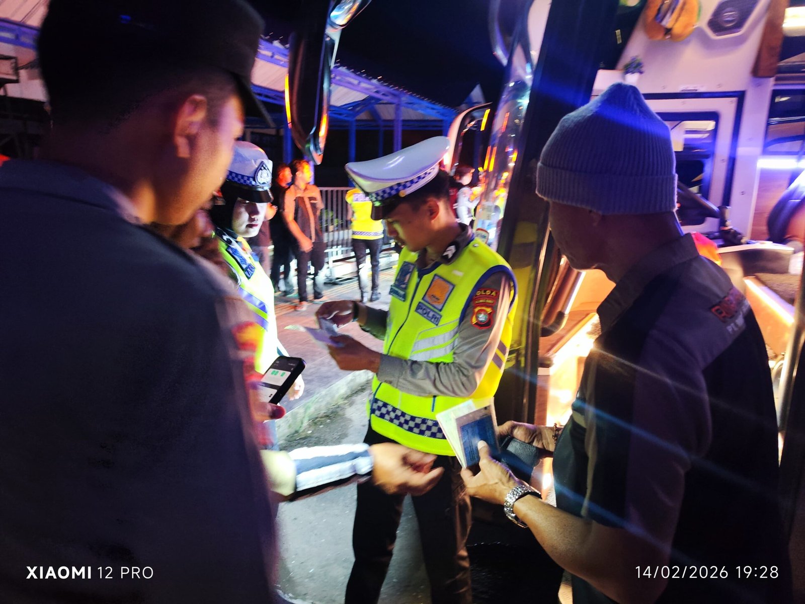 Pastikan Perjalanan Selamat Jelang Libur Ramadhan, Polda Sulbar Gelar Pengecekan Kelayakan Bus Antar Kota dan Antar Provinsi