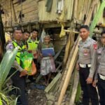 Peduli Korban Kebakaran, Ditlantas Polda Sulbar Sambangi Kakek Rasil di Polman Lewat Program Polantas Mappatulung