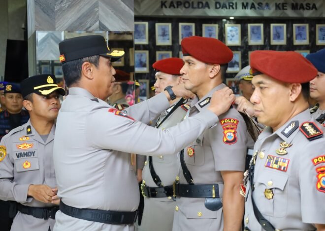 Kapolda Sulsel Pimpin Sertijab Dirreskrimsus dan Dirresnarkoba Polda Sulsel