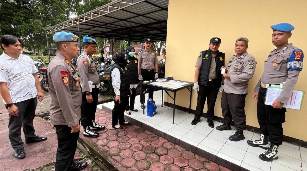 Propam Polres Luwu Bergerak Tegas! Tes Urine PJU dan Personel, Komitmen Zero Narkoba Tanpa Kompromi