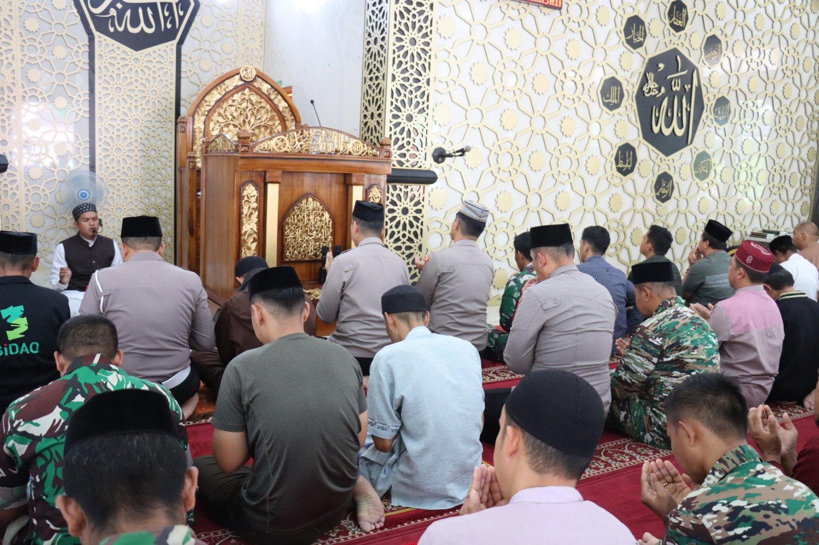 Sholat Jumat Bersama, Bentuk Sinergitas dan Soliditas TNI Polri Di Tana Toraja