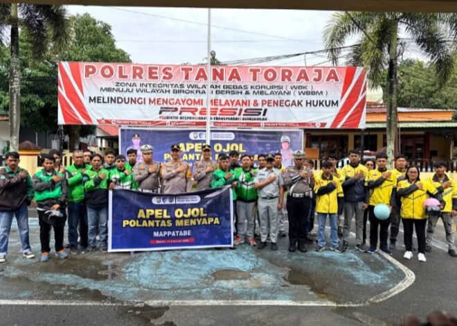 Perkuat Kamtibmas, Kapolres Tana Toraja Pimpin Apel Ojol dan Sematkan Pin Polantas Mappatabe