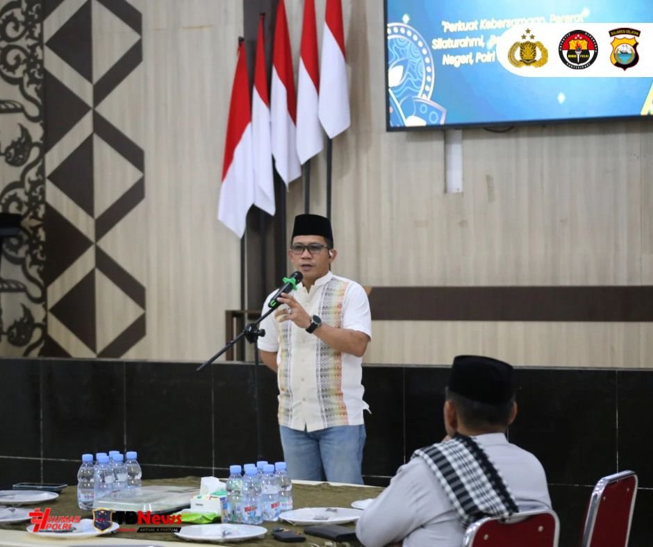 Ramadan Penuh Berkah, Keluarga Besar Polres Luwu Berbagi Takjil dan Gelar Buka Puasa Bersama