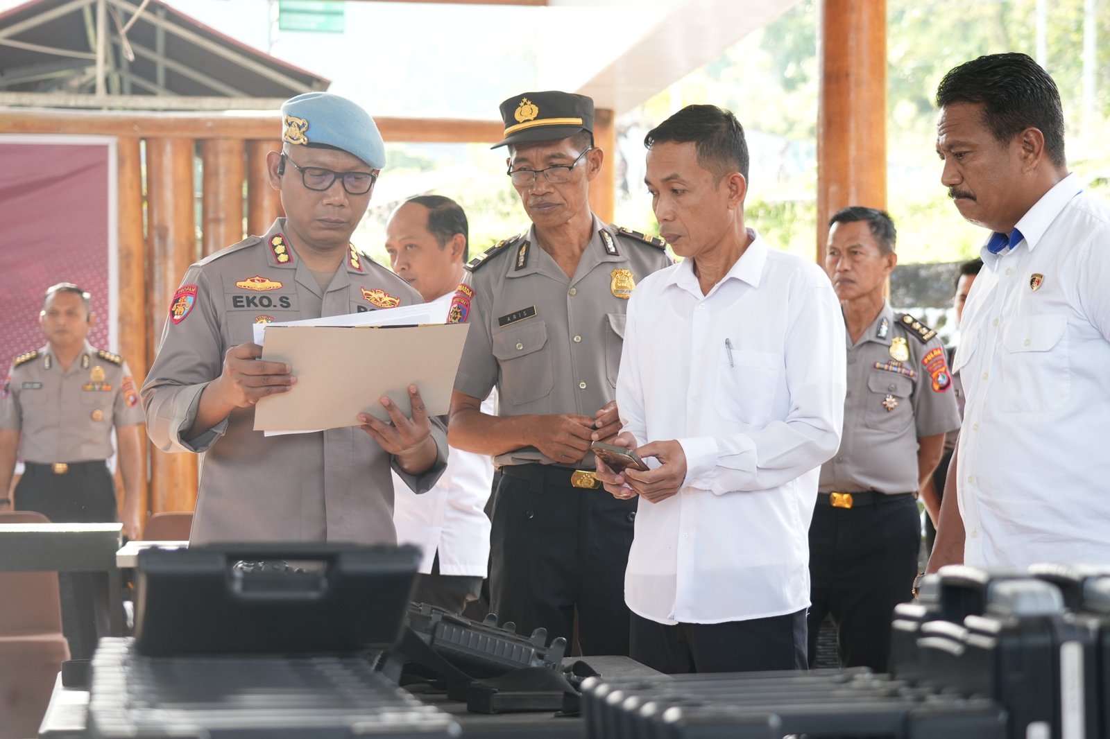 Kapolda Sulbar Cek Serentak Senpi Organik Seluruh Personel, Tegaskan Penggunaan Harus Sesuai Aturan