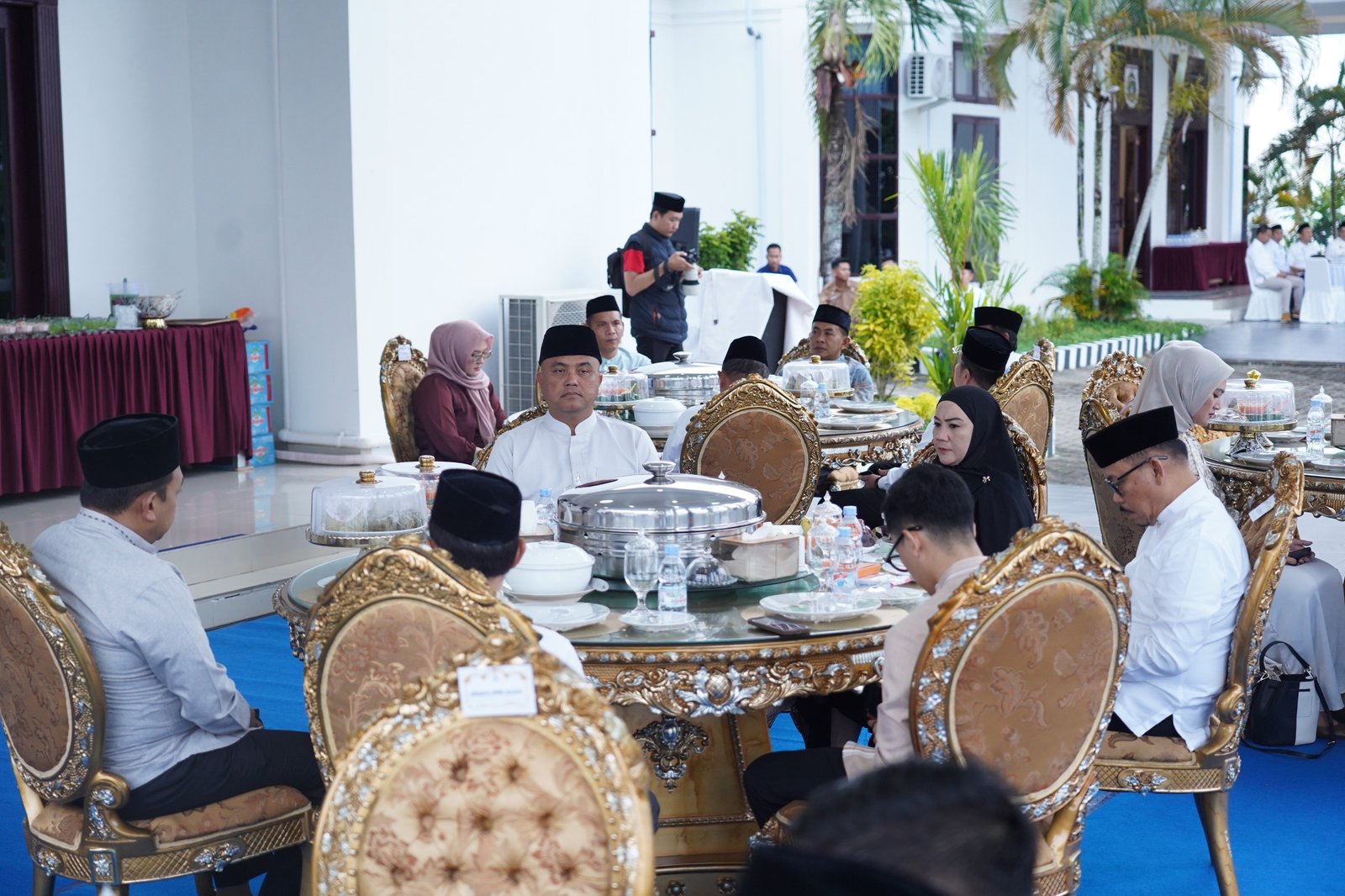 Buka Puasa Bersama Gubernur, Kapolda Sulbar: Memperkokoh Silaturahmi di Bulan Penuh Berkah