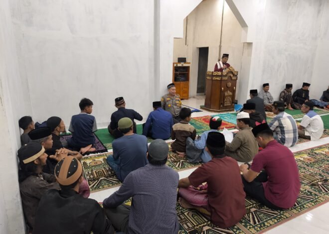 Safari Ramadhan 1447 H, Kapolres Tana Toraja Sampaikan Tausiah Tarawih di Masjid Nurul Yaqin Padangiring