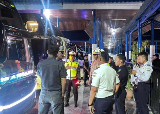 Perjalanan Mudik Aman, Ditlantas Polda Sulbar Pastikan Angkutan Bus Antar Kota Layak Beroperasi