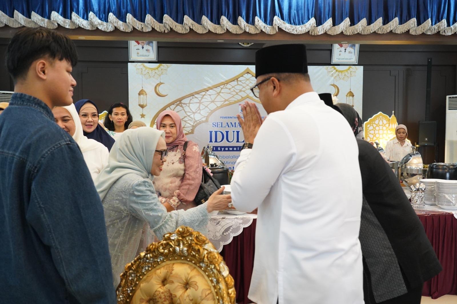 Pererat Silaturahmi di Hari Kemenangan, Kapolda Sulbar Kunjungan Halal Bi Halal ke Rujab Gubernur