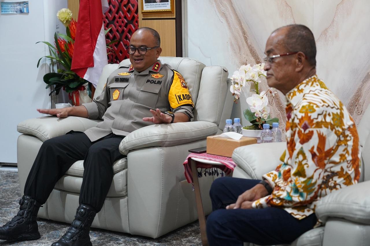 Kapolda Sulbar Audiensi Bersama Ketua PSI dan Kadin Sulbar, Bahas Upaya Kesejahteraan Masyarakat di Tengah Komplik Global