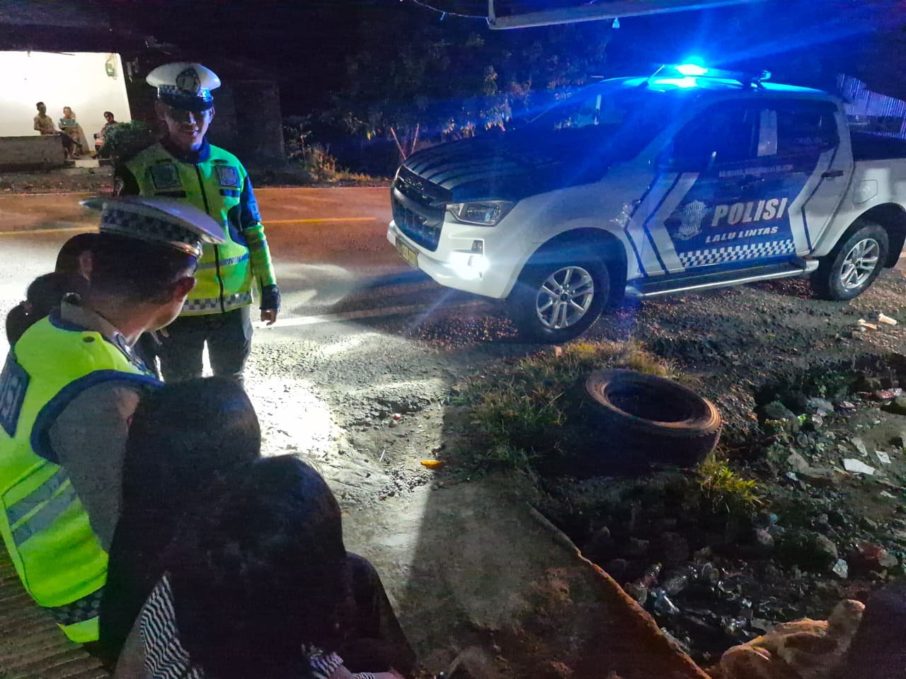 Bersama Masyarakat, PJR Ditlantas Polda Sulbar Bangun Sinergi untuk Ketertiban dan Keamanan Lalu Lintas