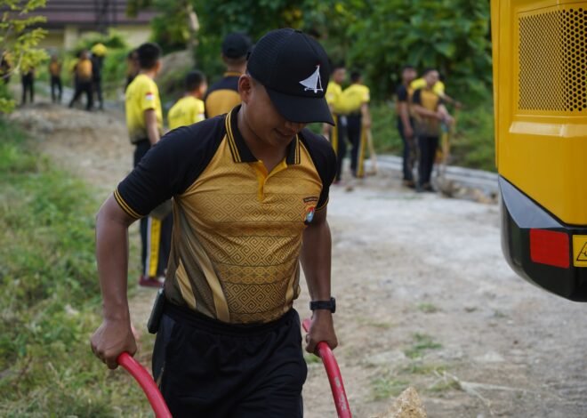 Peduli Lingkungan, Polda Sulbar Gelar Kerja Bakti dan Tanam Pohon
