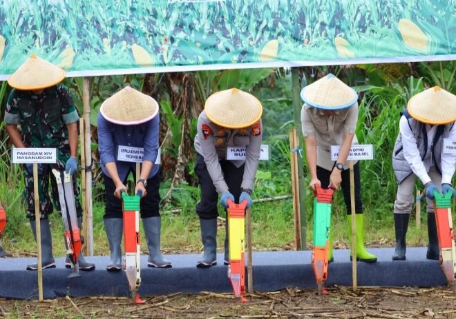 Kapolda Sulsel Hadiri Penanaman Jagung Serentak Kuartal I 2026 di Maros, Dukung Program Swasembada Pangan Nasional