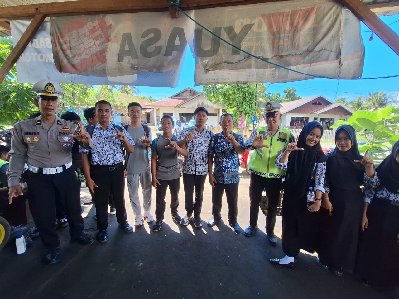 Kerjasama Ditlantas Polda Sulbar dan Guru Budayakan Tertib Keselamatan di Kalangan Pelajar