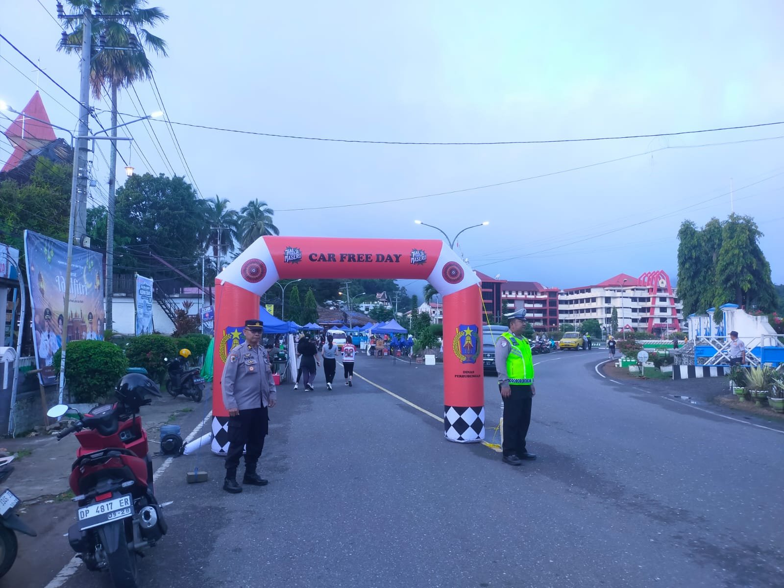 Polres Tana Toraja Hadir Humanis di Car Free Day, Personel Beri Rasa Aman kepada Masyarakat