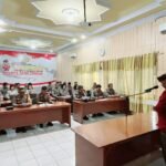 Bangun Karakter Humanis Anggota, Polres Tana Toraja Laksanakan Pembinaan Rohani dan Mental