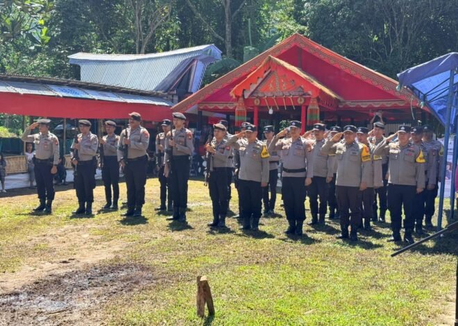 Polres Tana Toraja Gelar Upacara Kedinasan Persemayaman Kapten Polisi Purn. A.R Pangloli, Wujud Penghormatan Terakhir