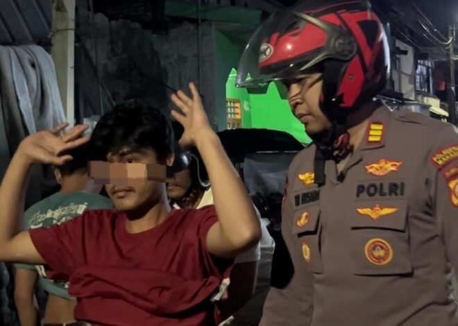 Respon Aduan Warga, AKP Tri Husada Turun Langsung Pimpin Patroli di Mamajang