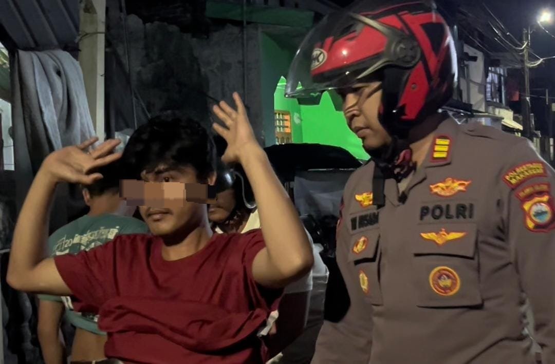 Respon Aduan Warga, AKP Tri Husada Turun Langsung Pimpin Patroli di Mamajang