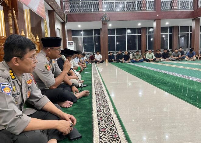 Jaga Keamanan dan Perkokoh Kesatuan, Polda Sulbar Ajak Santri Tahfiz Gelar Doa Bersama
