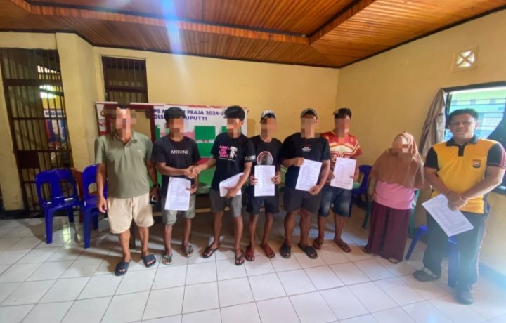 Bhabinkamtibmas Polres Tator, Selesaikan Perselisihan Warga Di Saluputti