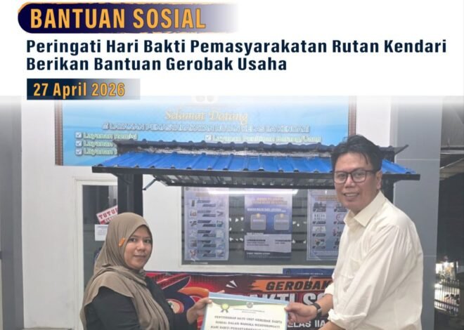 Wujud Kepedulian, Rutan Kendari Serahkan Gerobak Karya Warga Binaan kepada Masyarakat Kurang Mampu