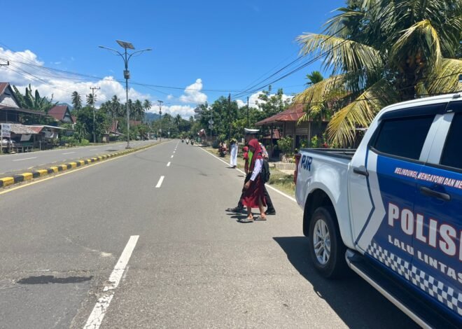 Fokus Pengamanan Jam Pulang Sekolah, Ditlantas Polda Sulbar Padukan Pelayanan dan Edukasi Keselamatan