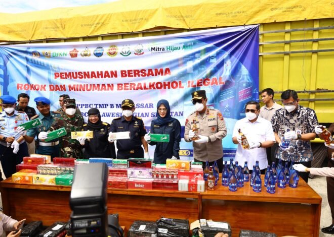 Kapolda Sulsel Hadiri Pemusnahan Rokok dan Minuman Beralkohol Ilegal oleh Kanwil DJBC Sulbagsel