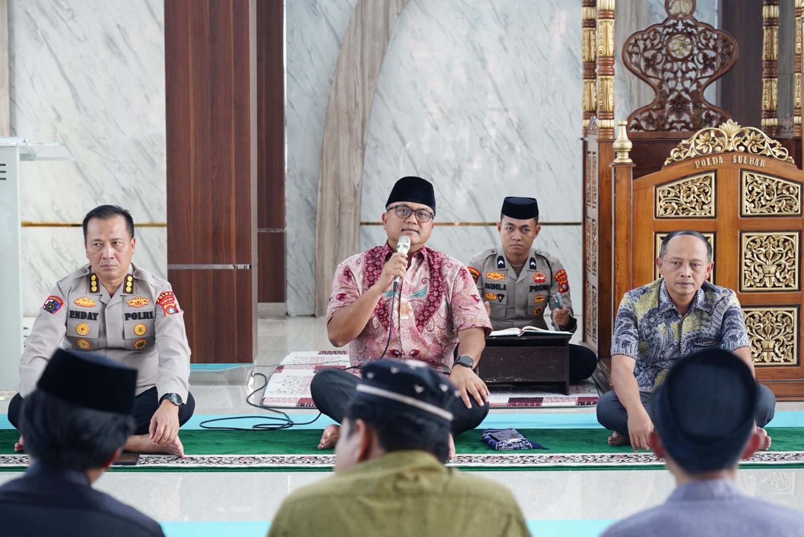 Doa Bersama Polda Sulbar, Memohon Ridho dan Keamanan Bersama Anak Yatim