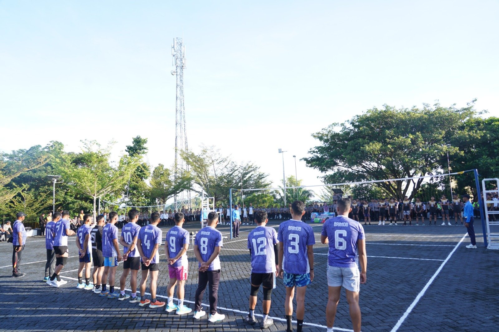 Grand Final Pertandingan Bola Voli Satker Polda Sulbar: Brimob dan Polres Mateng Beradu Sengit Rebut Gelar Juara