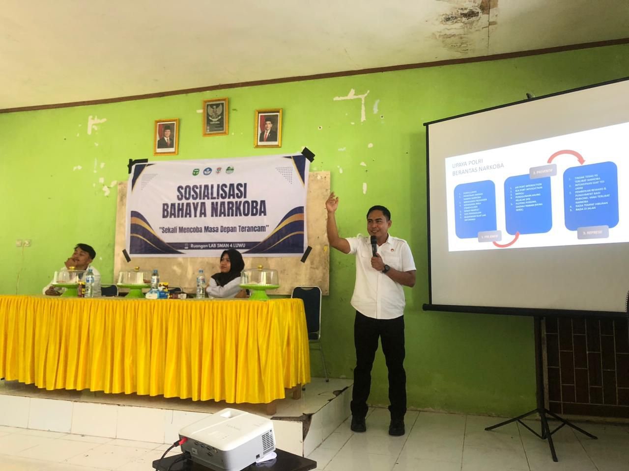 Sinergi Edukasi Anti Narkoba, Polres Luwu Bersama BNN dan Mahasiswa KKN Sambangi Sekolah