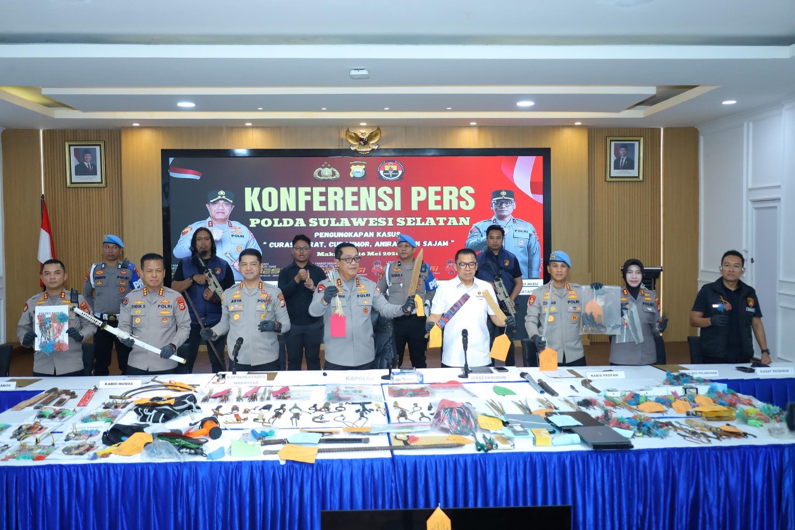 Kapolda Sulsel Pimpin Konferensi Pers, Ratusan Pelaku Kejahatan Jalanan Berhasil Diungkap