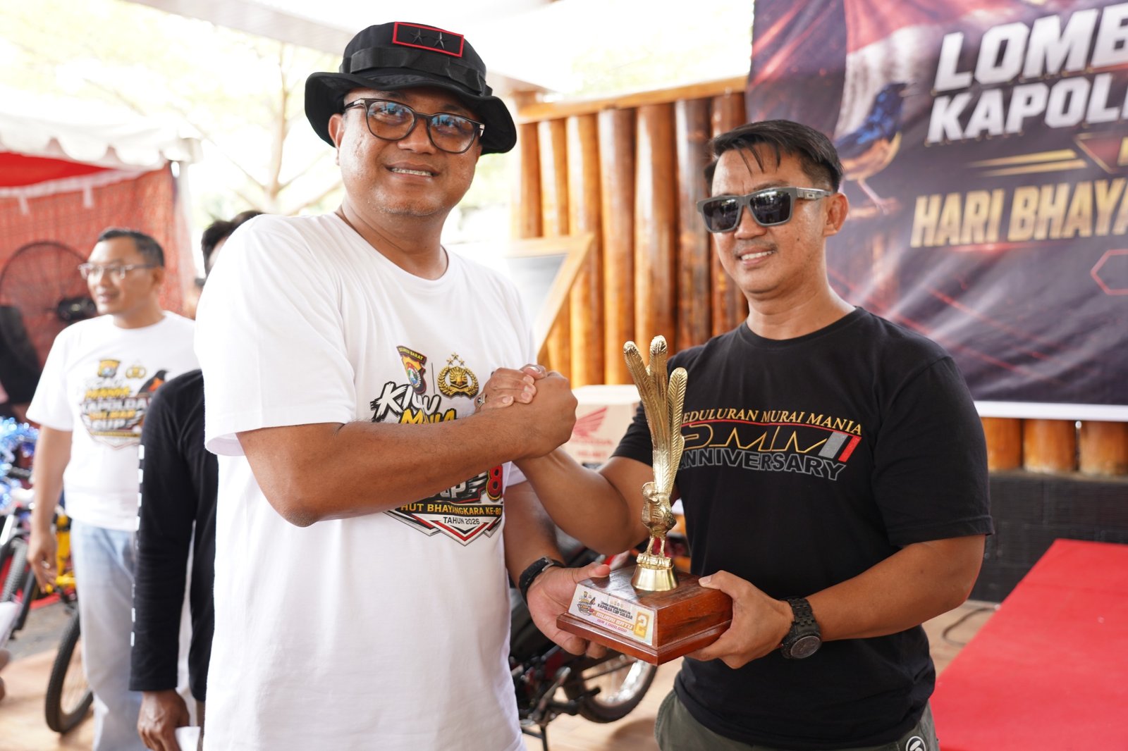 Ratusan Peserta Padati Adu Suara Merdu Burung, Kicau Mania Semarakkan HUT Bhayangkara ke-80 di Polda Sulbar