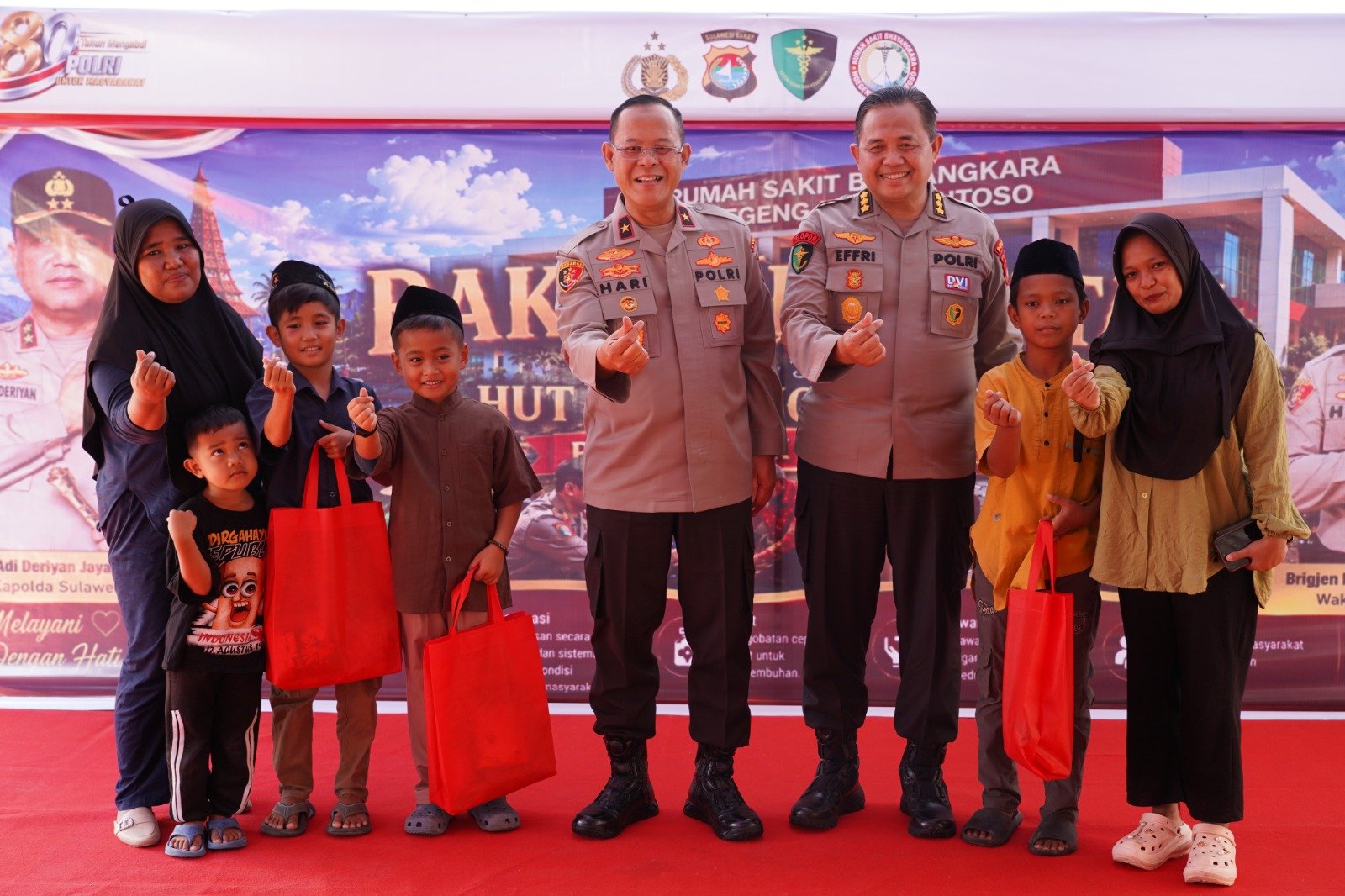 Semarak Bhayangkara Ke-80, Wakapolda Sulbar Buka Kegiatan Bakti Kesehatan: Polri Hadir Melayani dan Menjaga Kesehatan Warga