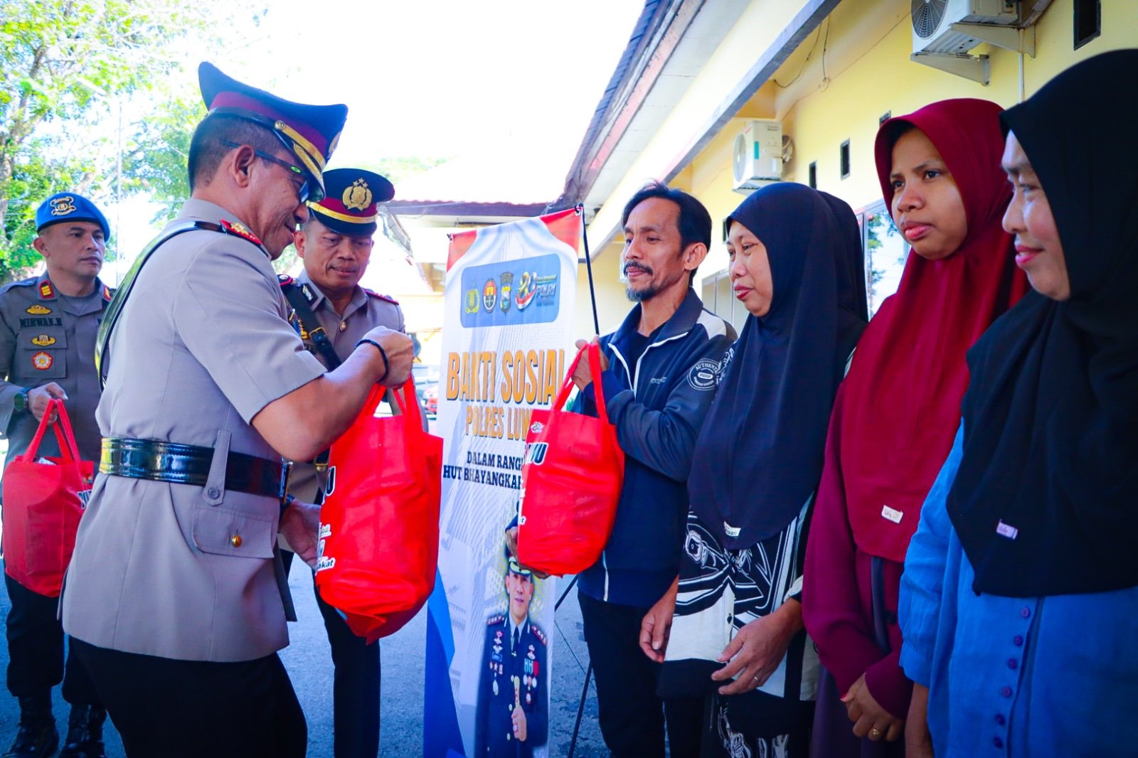 Polri untuk Masyarakat, Polres Luwu Tebar Kepedulian Sambut Hari Bhayangkara ke-80