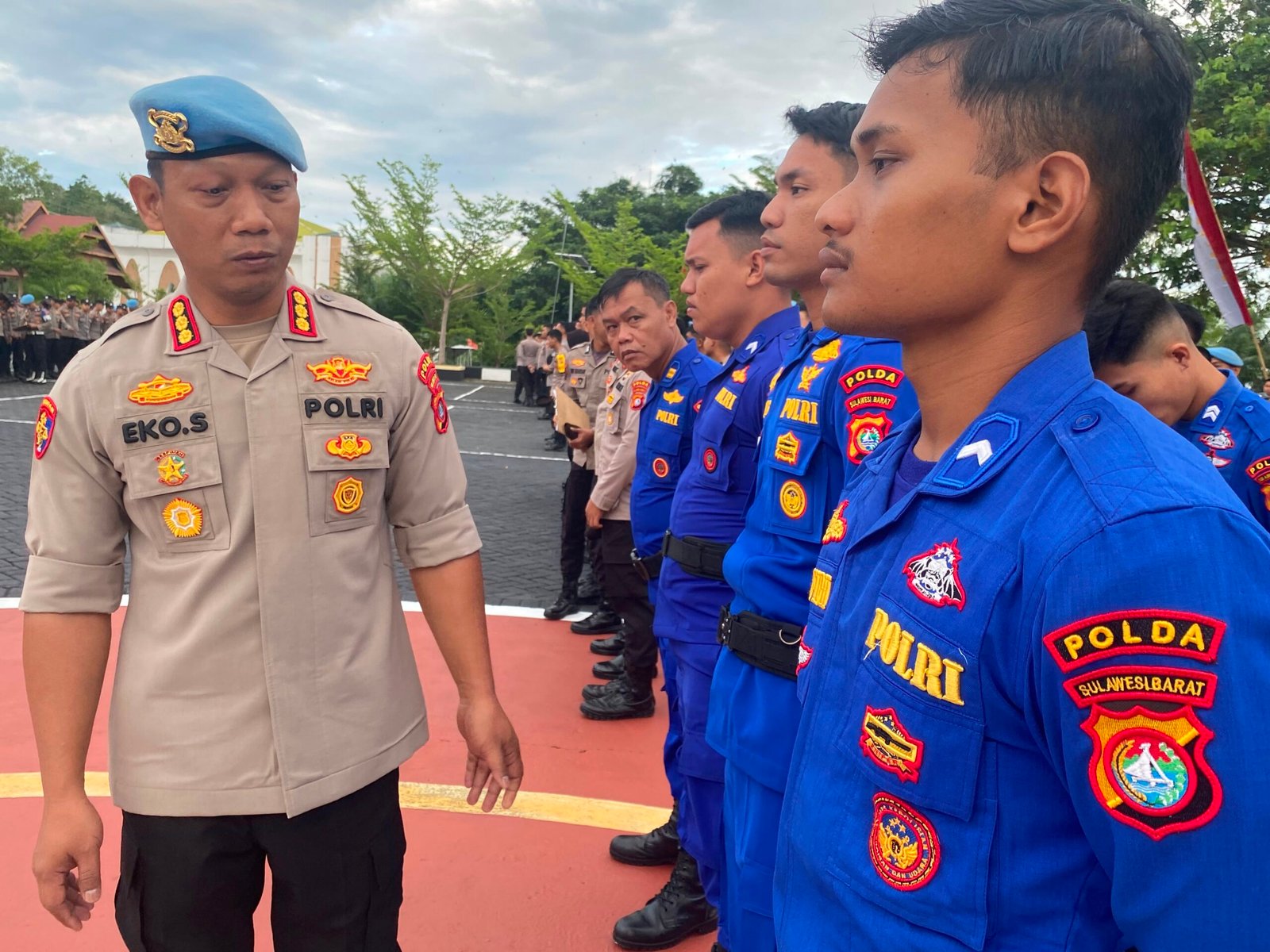 Jelang Puncak Hari Bhayangkara ke‑80, Bid Propam Polda Sulbar Pastikan Penampilan dan Kedisiplinan Personel Tetap Prima