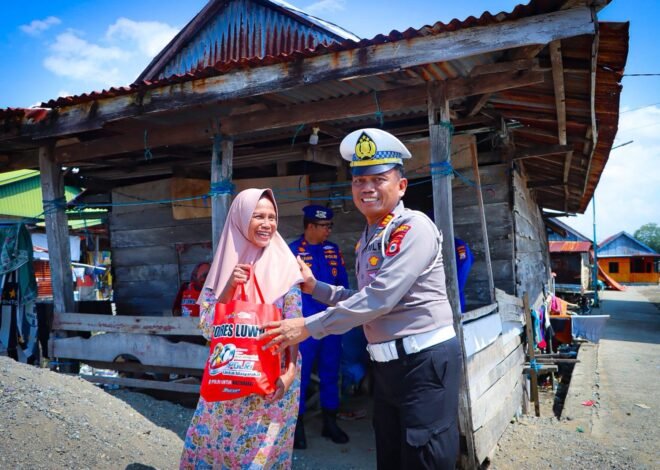 Sambut Hari Bhayangkara ke-80, Polres Luwu Salurkan Bantuan Sosial kepada Masyarakat Pesisir Ulo Ulo