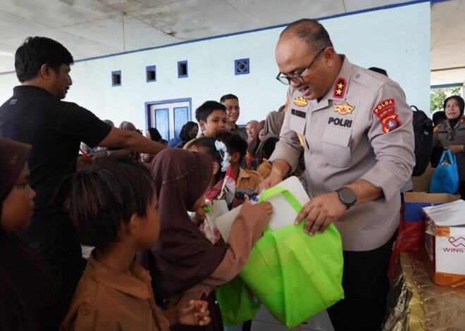 Di Pulau Terluar Mamuju, Kapolda Sulbar Datang Bagai Keluarga dan Bawa Kebahagiaan untuk Warga Pulau Ambo