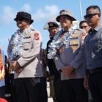 Menembus Jauh ke Pesisir, Kapolda Sulbar Bawa Kebahagiaan dan Layanan Prima untuk Warga Pulau Ambo