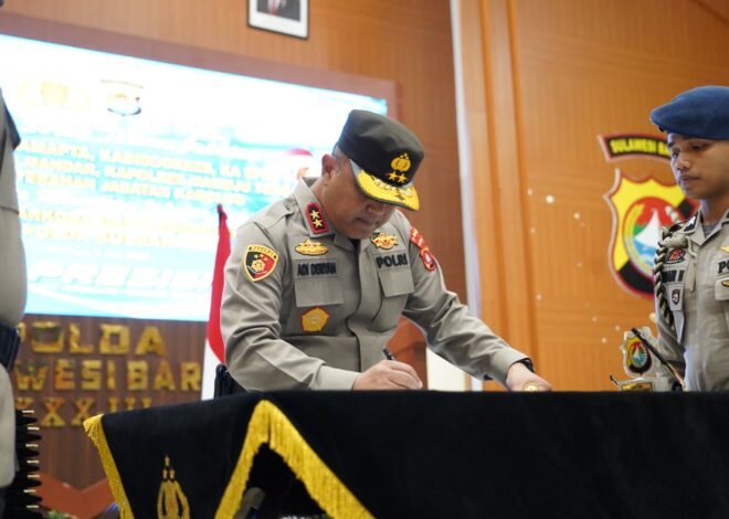 Kapolda Sulbar Pimpin Sertijab Enam Pejabat Utama, Penyerahan Jabatan dan Lantik Dua Pejabat Baru, Tegaskan Jabatan Adalah Amanah