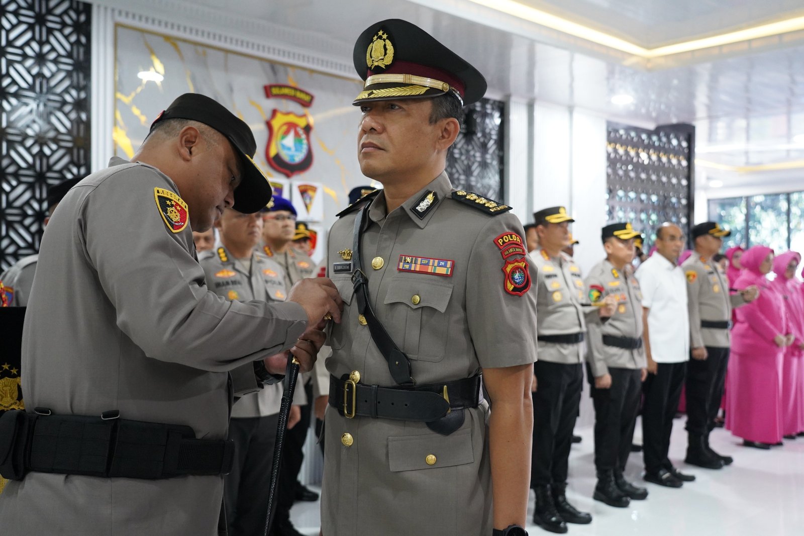 Kapolda Sulbar Lantik Karolog Baru, Tekankan Logistik Sebagai Pilar Penopang Utama Tugas Polri
