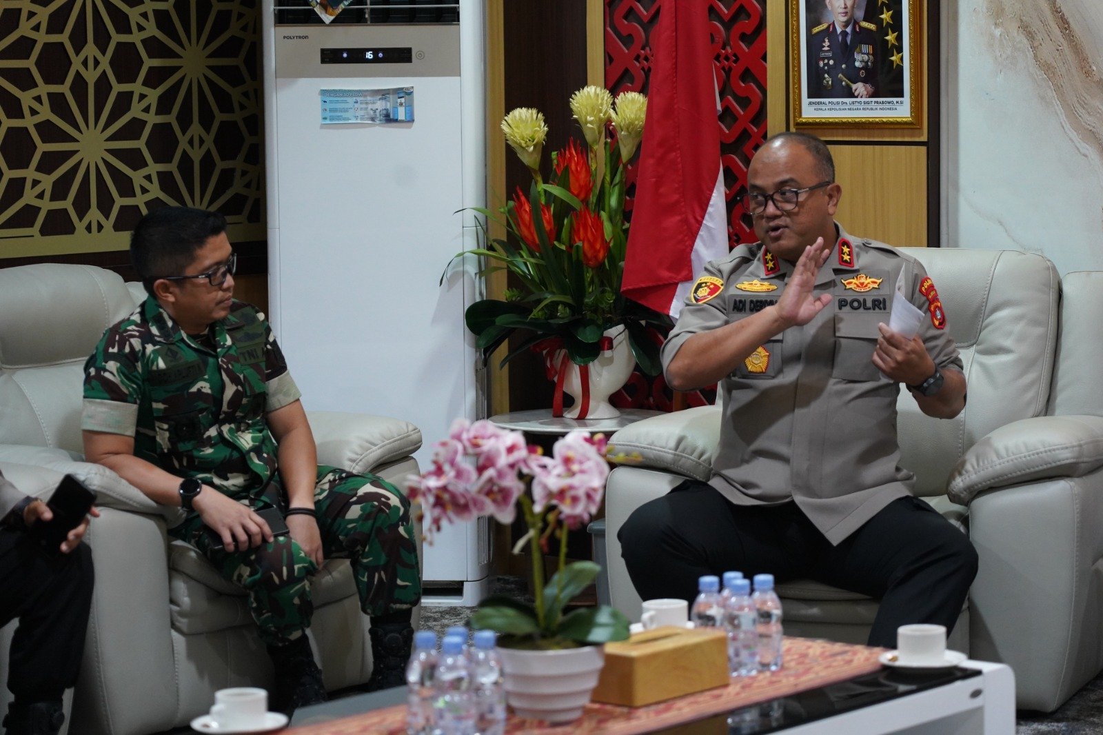 Kapolda Bersama Kadin Sulbar dan Korem 142 Perkuat Sinergi Sukseskan Festival Rakyat Nusantara 2026