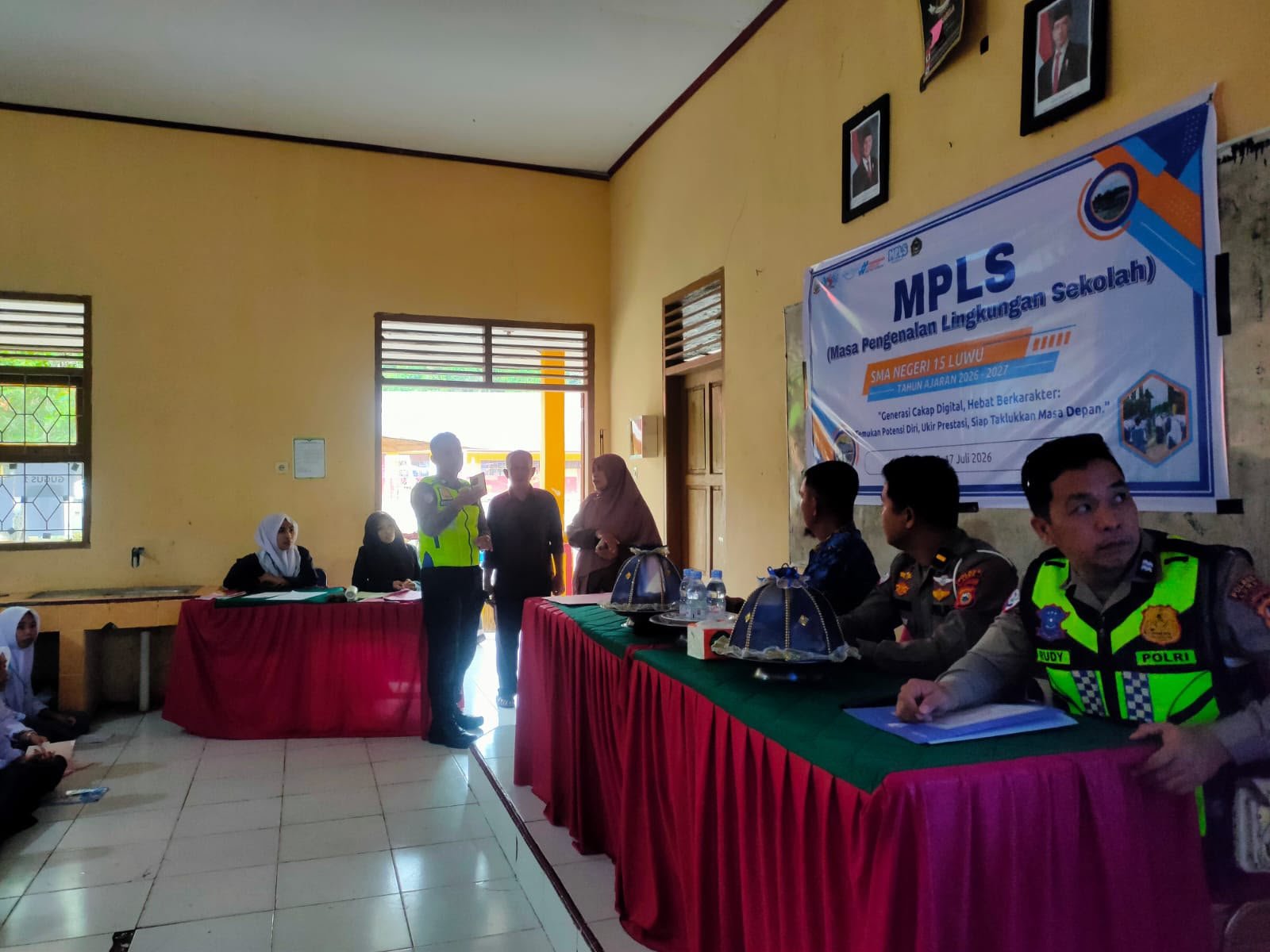 Police Goes to School, Polres Luwu Bekali Pelajar Disiplin Berlalu Lintas dan Waspada Bahaya Kecanduan Game Online