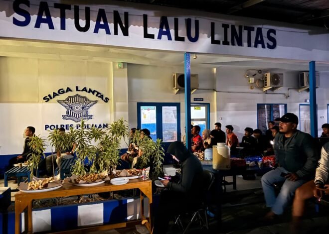Satlantas Polres Polman Gelar Nobar Final Piala Dunia 2026 Bersama Komunitas Motor dan Masyarakat
