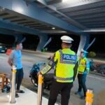 Perkuat Patroli Malam, Komitmen Ditlantas Polda Sulbar Jaga Kamseltibcarlantas Sepenuh Hati