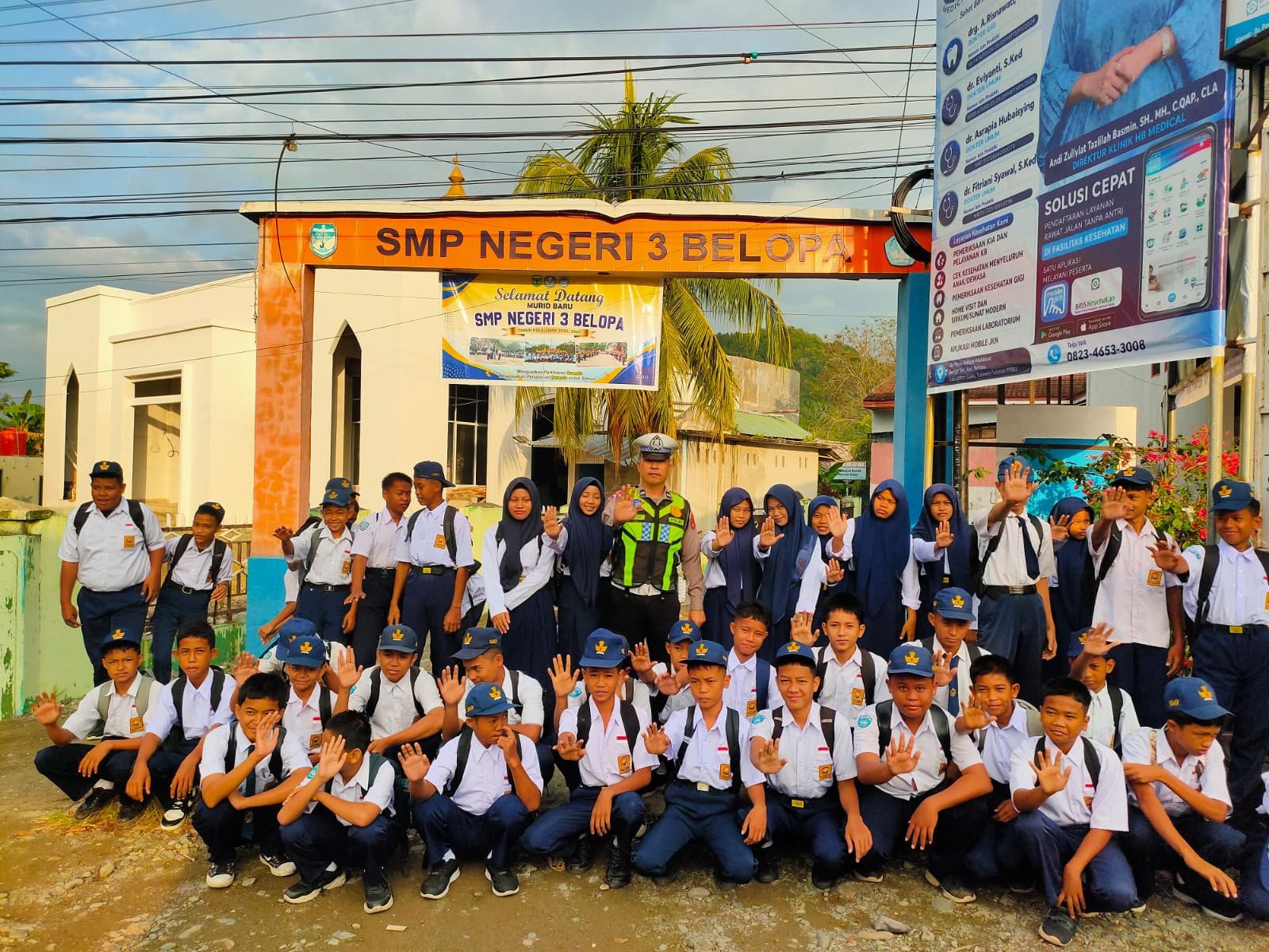 Police Goes to School, Satlantas Polres Luwu Tanamkan Budaya Tertib Berlalu Lintas Sejak Dini di SMPN 3 Belopa